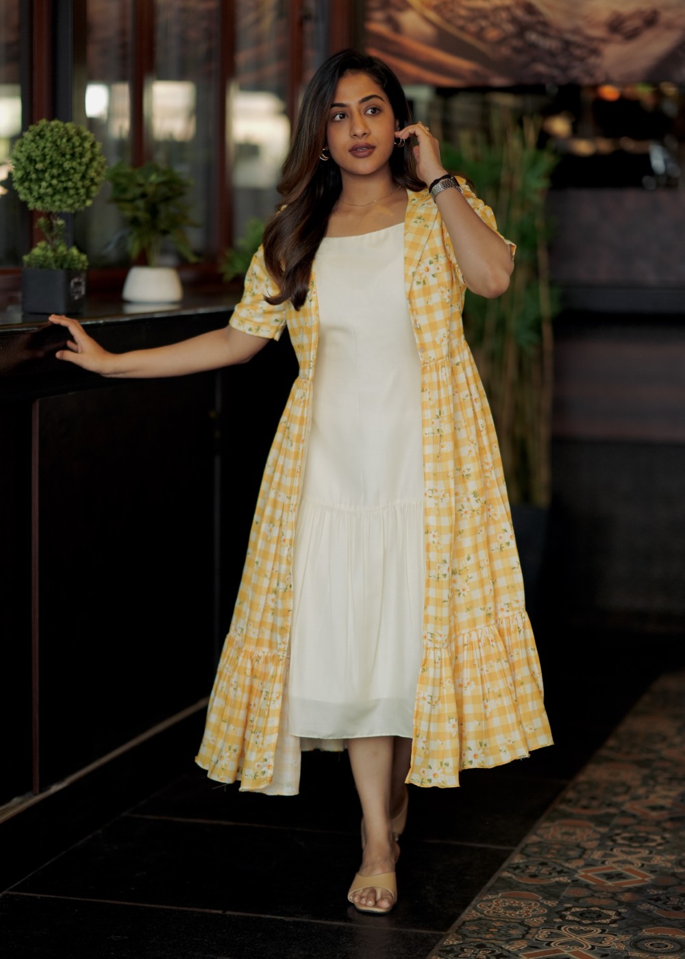 Linen Daisy Checks